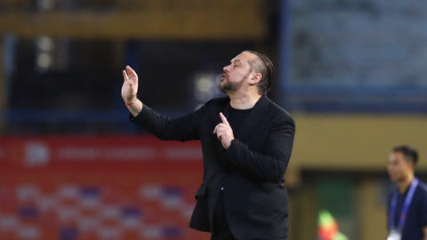  Phản ứng lạ của 'HLV dị nhất V.League' khi Thể Công để thua HAGL