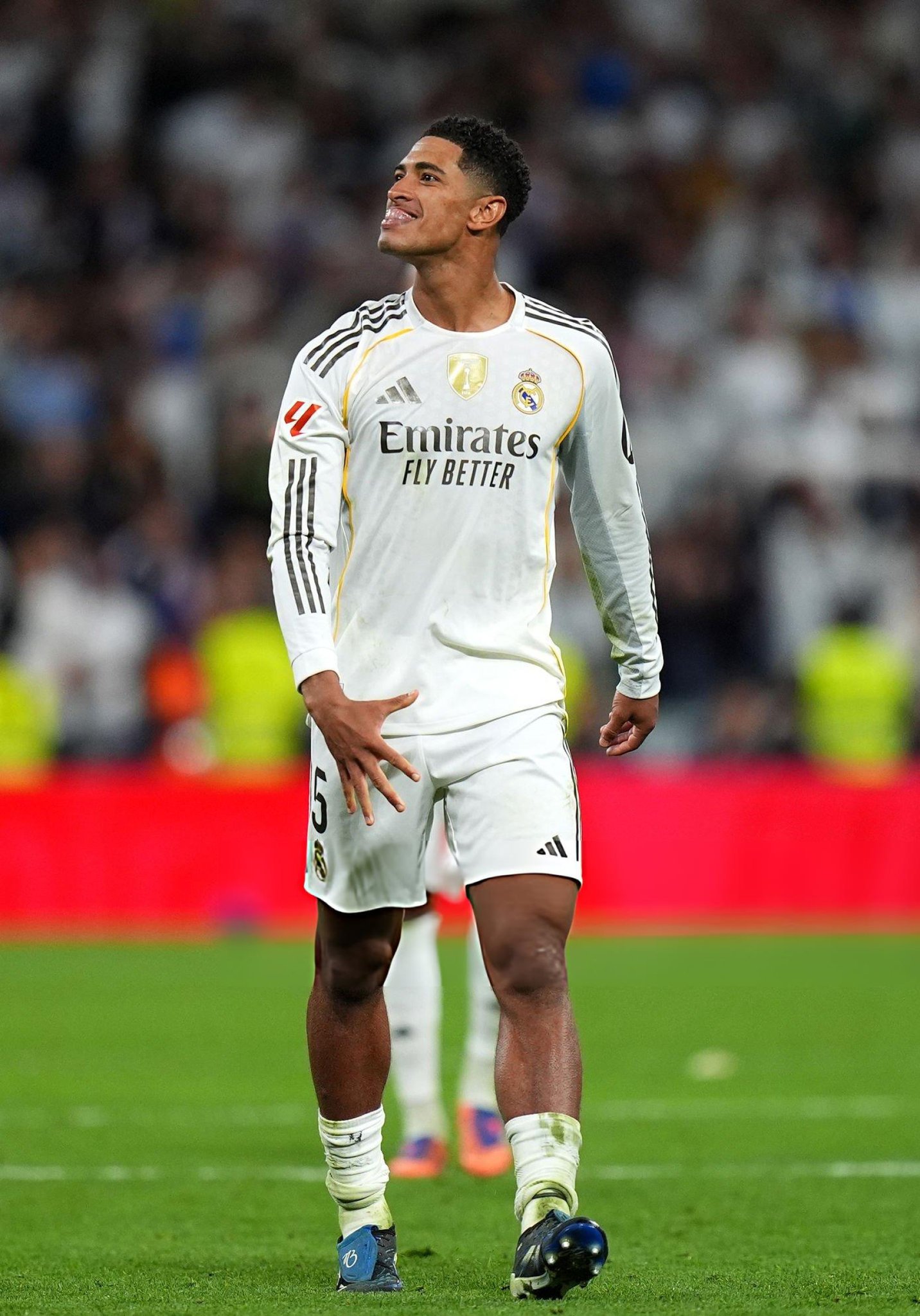 Hành động phản cảm của Bellingham