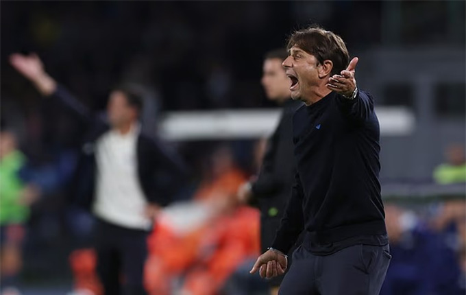 HLV Conte sẽ đau đầu ở giai đoạn tới khi mất thủ lĩnh dẫn dắt lối chơi của mình