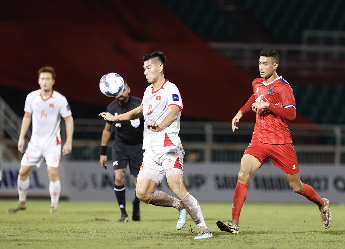 ĐT Việt Nam sẽ có chuyến làm khách trên sân Lào. Ảnh: Anh Khoa