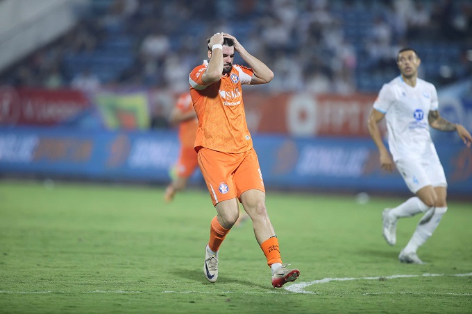 SHB Đà Nẵng đang mang nỗi ám ảnh trên sân nhà. Ảnh: Minh Tuấn