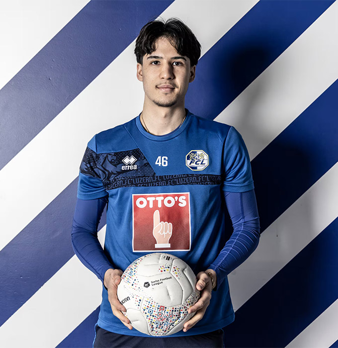 Bung Meng Freimann hiện đang khoác áo CLB FC Luzern