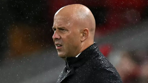  Liverpool đưa ra quyết định về tương lai của Slot sau trận thua Palace