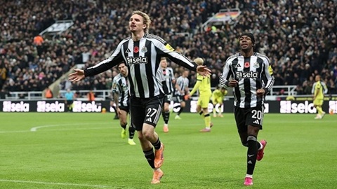  Woltemade gây chứng mất trí nhớ hàng loạt ở Newcastle