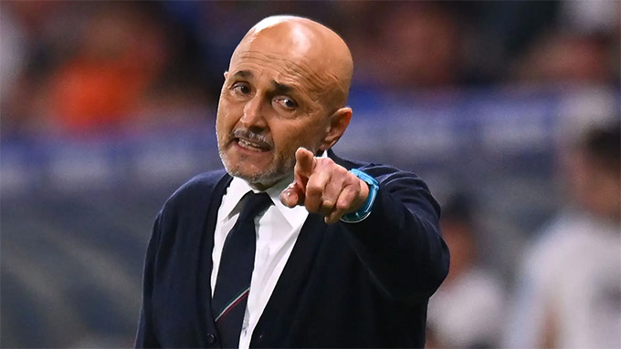 Spalletti trở lại nghiệp cầm quân sau vài tháng thất nghiệp