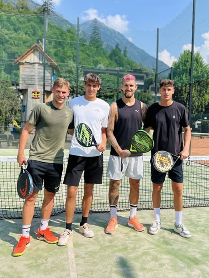 Kimmich và Andrich thường xuyên đi nghỉ mát cùng nhau