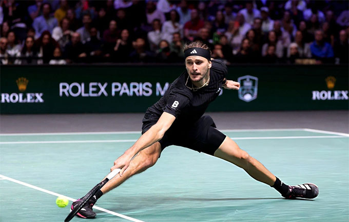 Zverev đã trở thành nhà cựu vô địch sau thất bại nhanh chóng trước Sinner