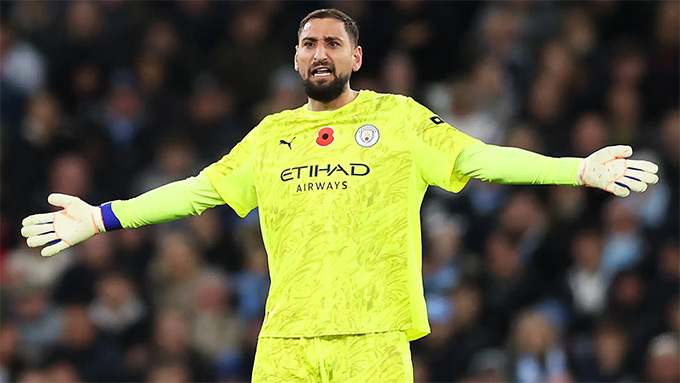 Donnarumma bị chỉ trích thậm tệ