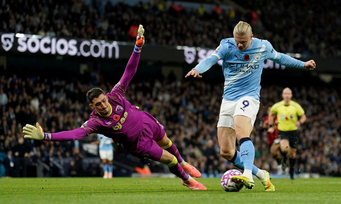 Man City đánh bại Bournemouth