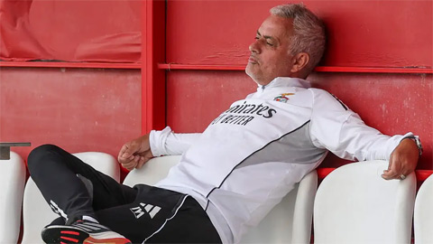  'Người đặc biệt' Mourinho làm điều đặc biệt ở Benfica