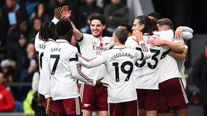 Một ngôi sao của Arsenal đối mặt nguy cơ bị cấm thi đấu tại Champions League