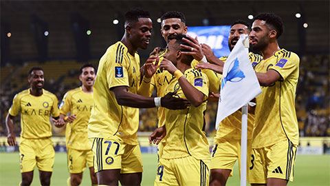  Al Nassr đại thắng trong ngày vắng Ronaldo