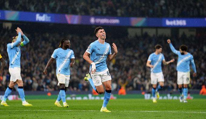 Phong độ chói sáng của Phil Foden trong chiến thắng 4-1 của Man City trước Dortmund