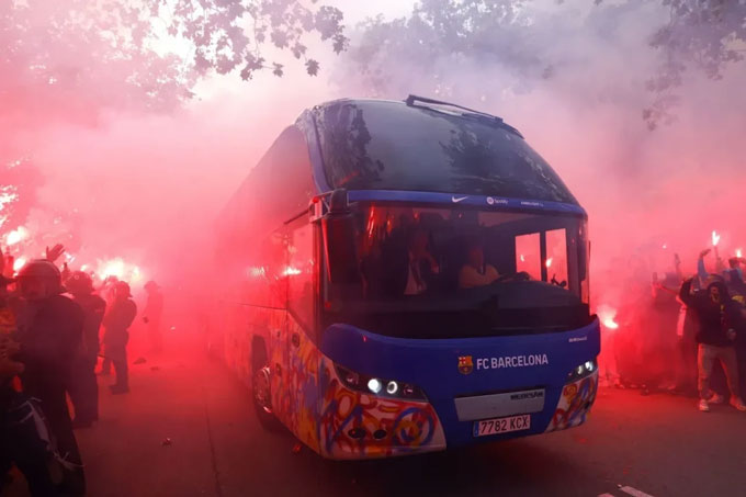 Vụ cháy xe đang được điều tra