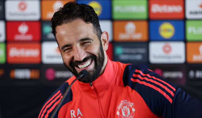 HLV Ruben Amorim mang đến nhiều thay đổi cho MU