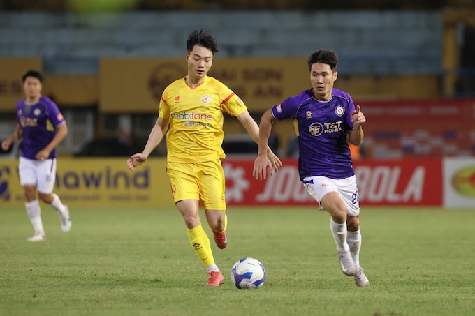 Các cầu thủ PVF-CAND cần nỗ lực hơn trong thời gian tới. Ảnh: Minh Tuấn 