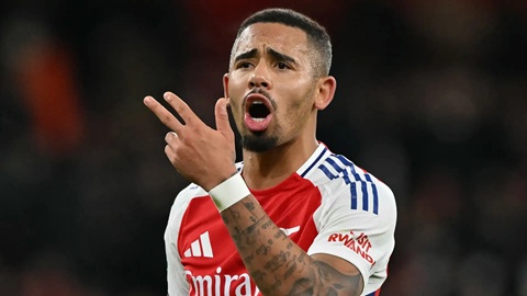  Arteta báo tin mừng về Gabriel Jesus