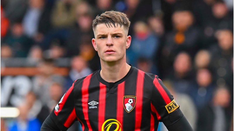 Alex Scott trong màu áo Bournemouth