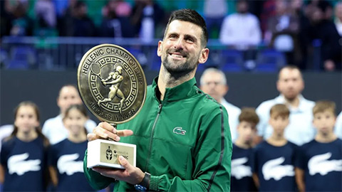  Djokovic là nhà vô địch ATP lớn tuổi nhất, phá thêm một kỷ lục của Federer