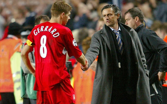 Mourinho rất muốn có Gerrard, và tiền vệ mang áo số 8 cũng bị chính Mourinho hấp dẫn
