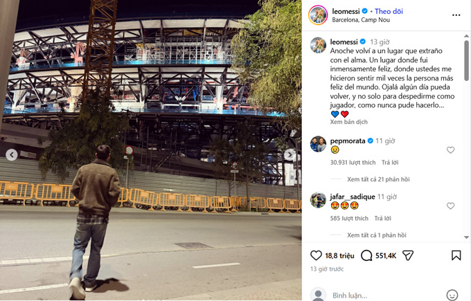 Messi âm thầm đến thăm Camp Nou