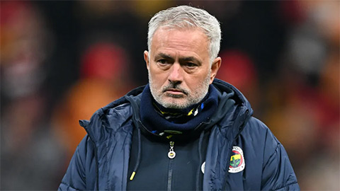  Mourinho để lại cho Fenerbahce hóa đơn nợ khổng lồ