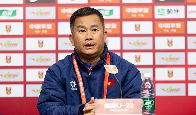HLV Đinh Hồng Vinh hài lòng về màn trình diễn của U22 Việt Nam 