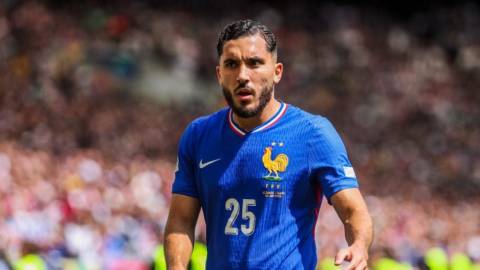  Rayan Cherki, từ phương án dự phòng tới 'số 10' của ĐT Pháp