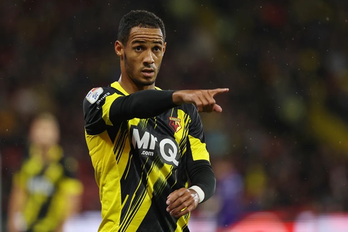 Wing-back cánh phải – Tom Ince (con trai của Paul)