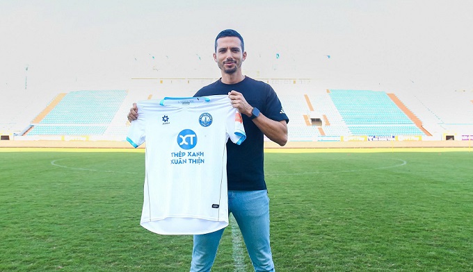 Nam Định giới thiệu tân HLV Mauro Jeronimo