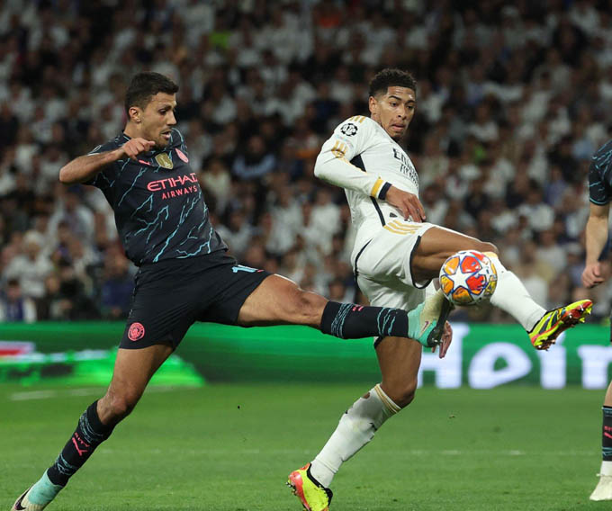 Rodri sẽ đến Real còn Bellingham gia nhập Man City?