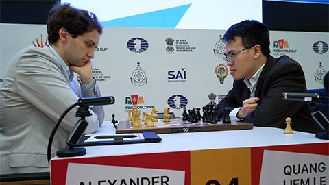  Tường thuật Lê Quang Liêm 3.5 - 4.5 Alexander Donchenko: Quang Liêm dừng bước ở vòng 5