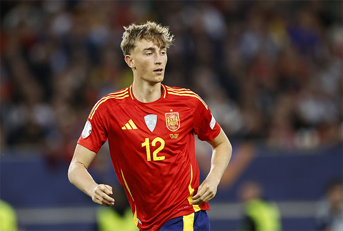 Huijsen được cho nghỉ ngơi do quá tải