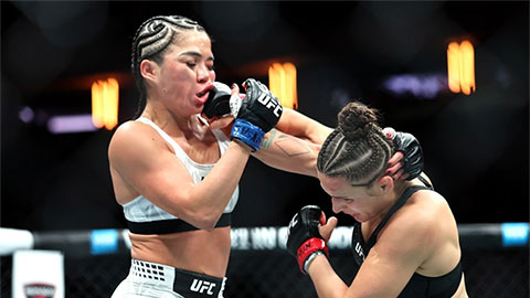  Bị đấm 'méo mặt', kiều nữ UFC nhận thất bại đau đớn ở UFC 322