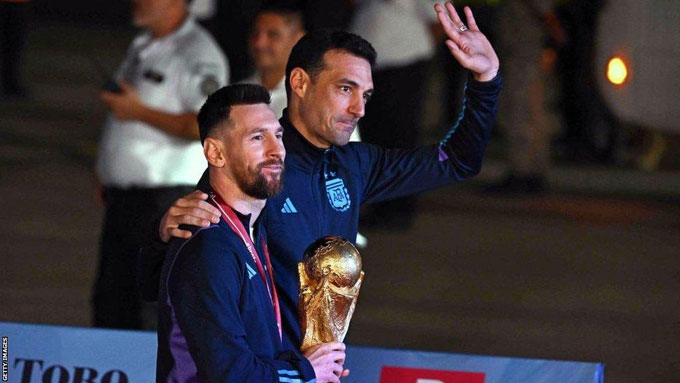 Scaloni đã giúp Messi có danh hiệu World Cup đầu tiên
