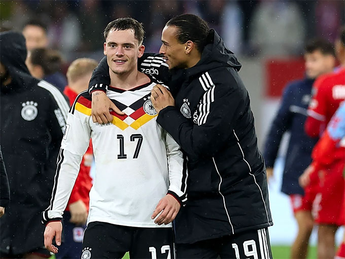 Florian Wirtz vừa tỏa sáng giúp Đức đè bẹp Slovakia 6-0