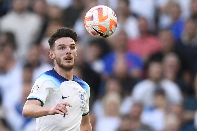 Rice là trụ cột tuyến giữa của Anh