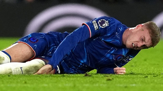 Palmer gặp chấn thuơng và không ra sân nhiều ở mùa giải 2025/26