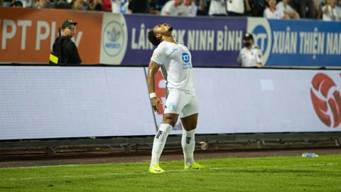  Xuân Son tuyên bố đanh thép, sẵn sàng nhận lệnh từ HLV Bồ Đào Nha