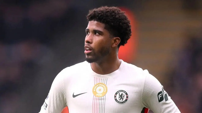 Chelsea đã dùng cách không ngờ để thay thế Caicedo