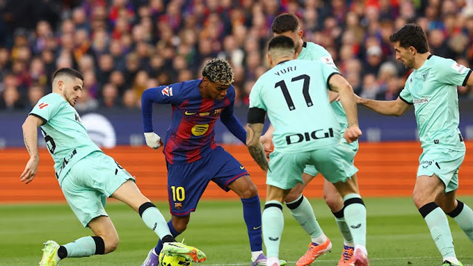 Yamal toả sáng với 2 kiến tạo