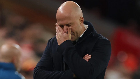  Khủng hoảng tại Liverpool: Slot sẽ đi theo bánh xe lịch sử của Mourinho?