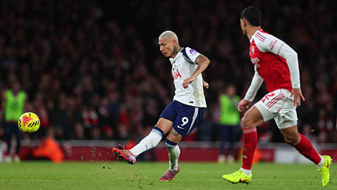  Richarlison lập siêu phẩm khiến cựu sao MU không nói lên lời