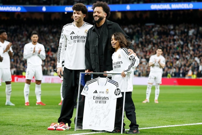 Ngoài Enzo Alves, nhà Marcelo còn một thành viên nữa đang ăn tập ở Real Madrid là cậu em trai Liam.