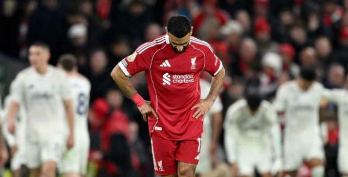 Salah sa sút không phanh ở mùa 2025/26