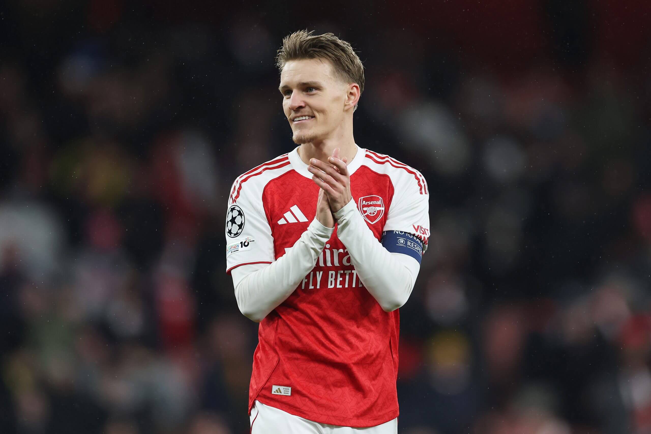Arsenal càng thêm phấn khích khi chứng kiến Odegaard ra sân lần đầu tiên sau 7 tuần