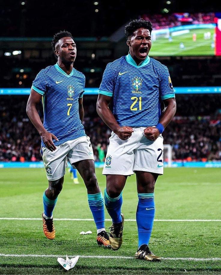 Vinicius và Endrick đều là "ngọc quý Samba" rơi vào tay Real Madrid