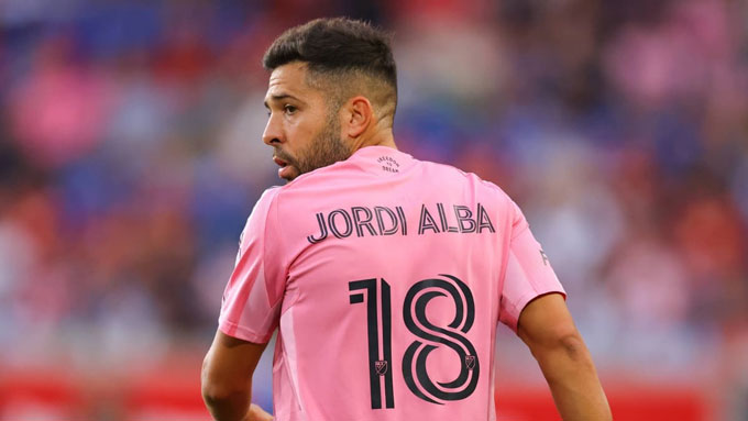 Alba bị phạt tiền vì vi phạm quy định của giải MLS