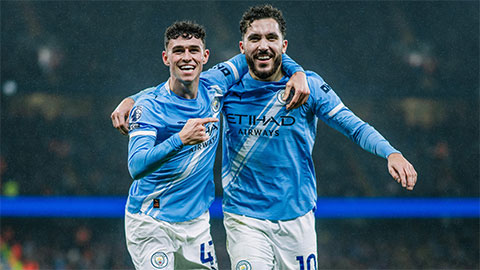  Vòng 15 Premier League: Man City chỉ còn kém Arsenal 2 điểm, Chelsea lại hoà