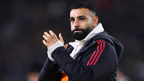  Salah ghét bị Liverpool 'vắt chanh bỏ vỏ'